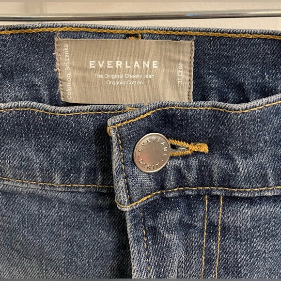 Everlane The Original Cheeky Organic Cotton Cropped Jeans - Picture 7 of 9